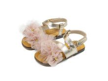 Load image into Gallery viewer, Gold Petal Sandals