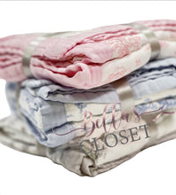 Load image into Gallery viewer, Toile Cloud Blanket