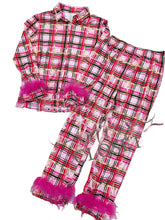 Load image into Gallery viewer, Mommy & Me fur trimmed pajamas