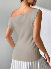 Load image into Gallery viewer, Casual One-Shoulder Sleeveless Knitted Vest Top
