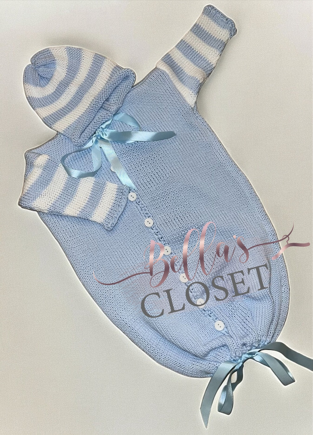 Blue & White newborn sak & hat