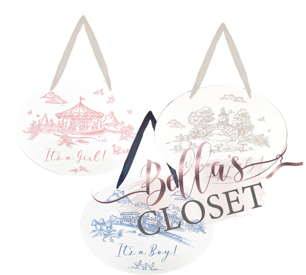 Toile Door Hanger