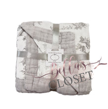 Load image into Gallery viewer, Toile Cloud Blanket
