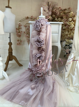 Load image into Gallery viewer, MyDaria Olivia Cocoon
