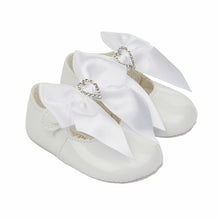 Load image into Gallery viewer, Bow &amp; Heart Shoes
