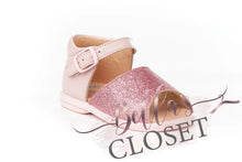 Load image into Gallery viewer, Sparkling Angelitos Baby Sandals
