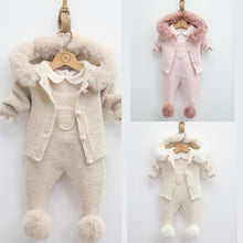 Load image into Gallery viewer, Baby suit for newborns 3-piece set for girls and boys
