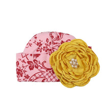 Load image into Gallery viewer, Cranberry Garden Newborn Gown Take Me Home Gown Set

