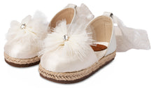Load image into Gallery viewer, Espadrilles with Tie Ribbon
