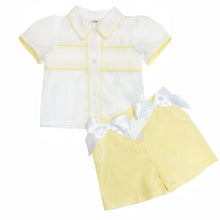 Load image into Gallery viewer, BABY GIRL YELLOW COTTON SHORTS WITH BLOUSE
