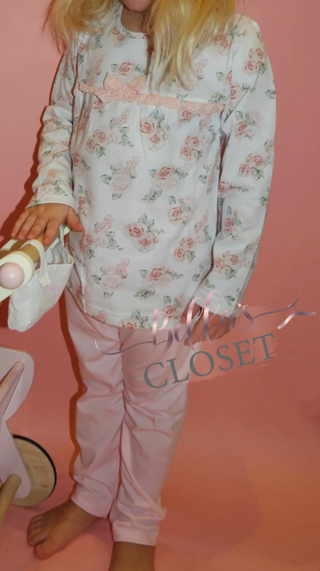 Romantic pajamas
