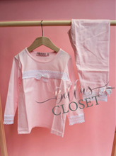 Load image into Gallery viewer, Pink &amp; lace
